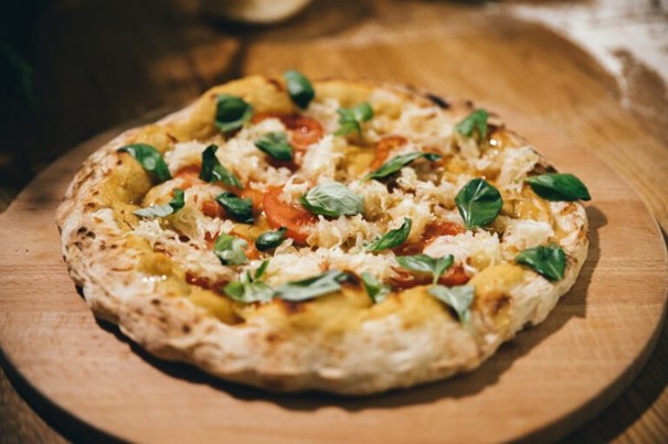 Benjamins hummuspizza